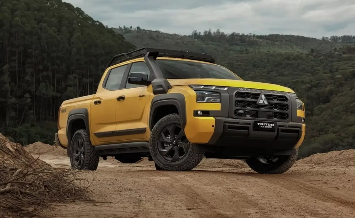 MITSUBISHI Triton